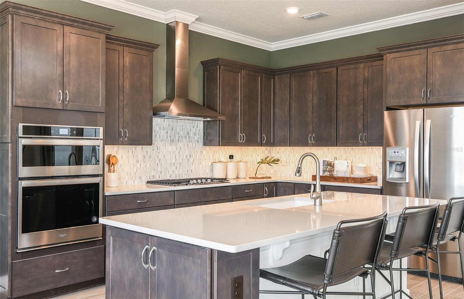 3961 WINDING MEADOWS ST