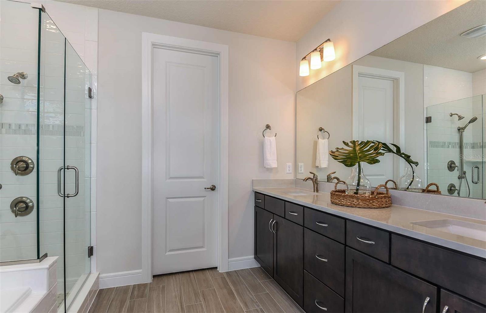 3961 WINDING MEADOWS ST