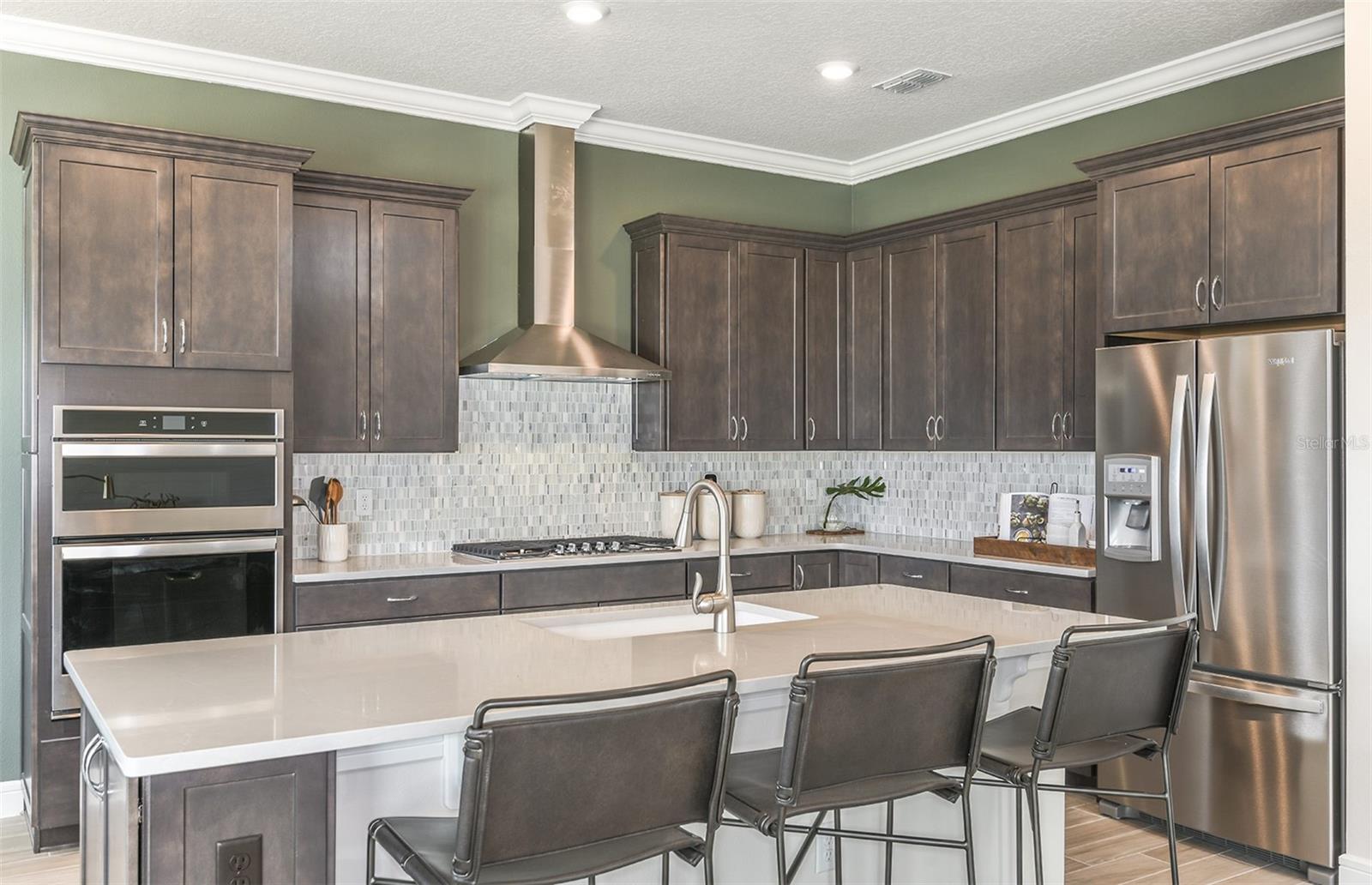 3961 WINDING MEADOWS ST