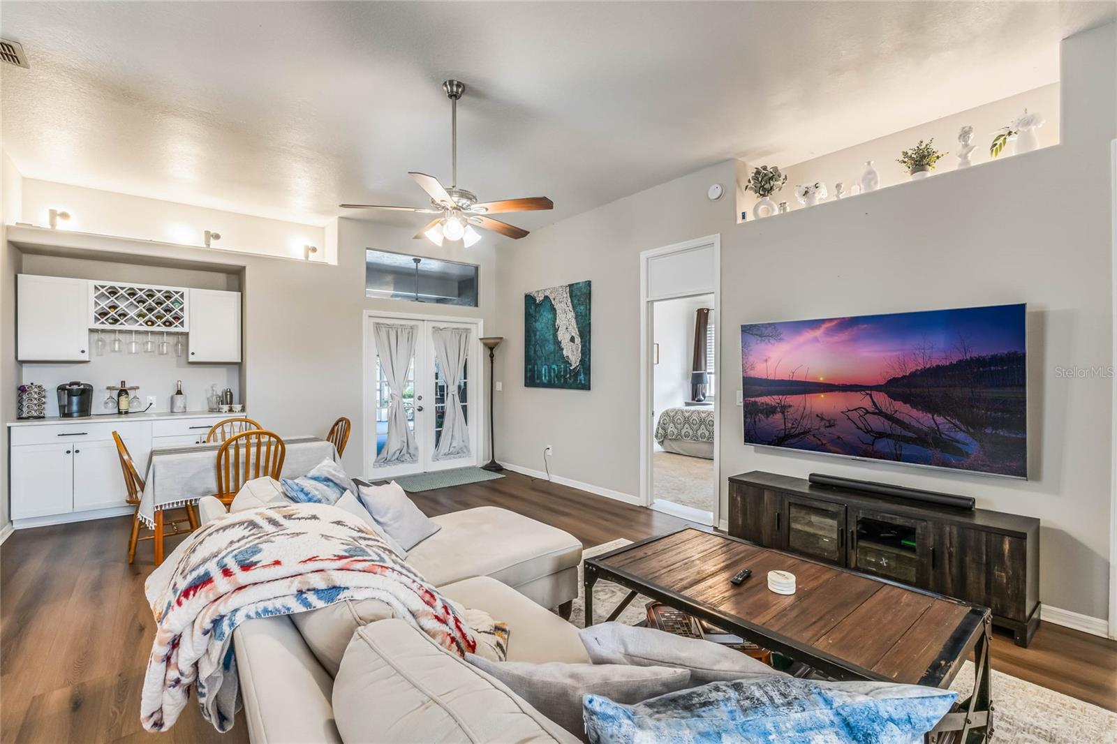2500 DOVETAIL DR