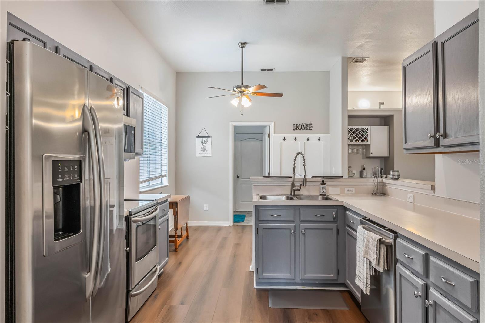 2500 DOVETAIL DR