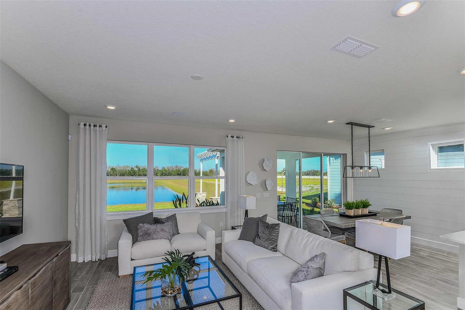 6376 SHIMMERING SHORES LN