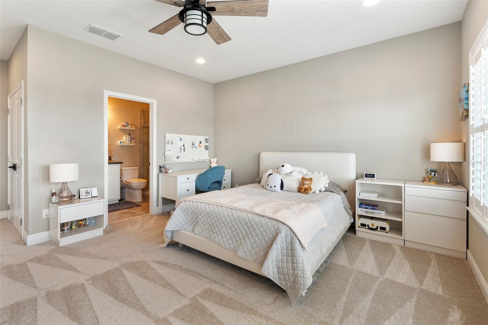 15138 SHONAN GOLD DR