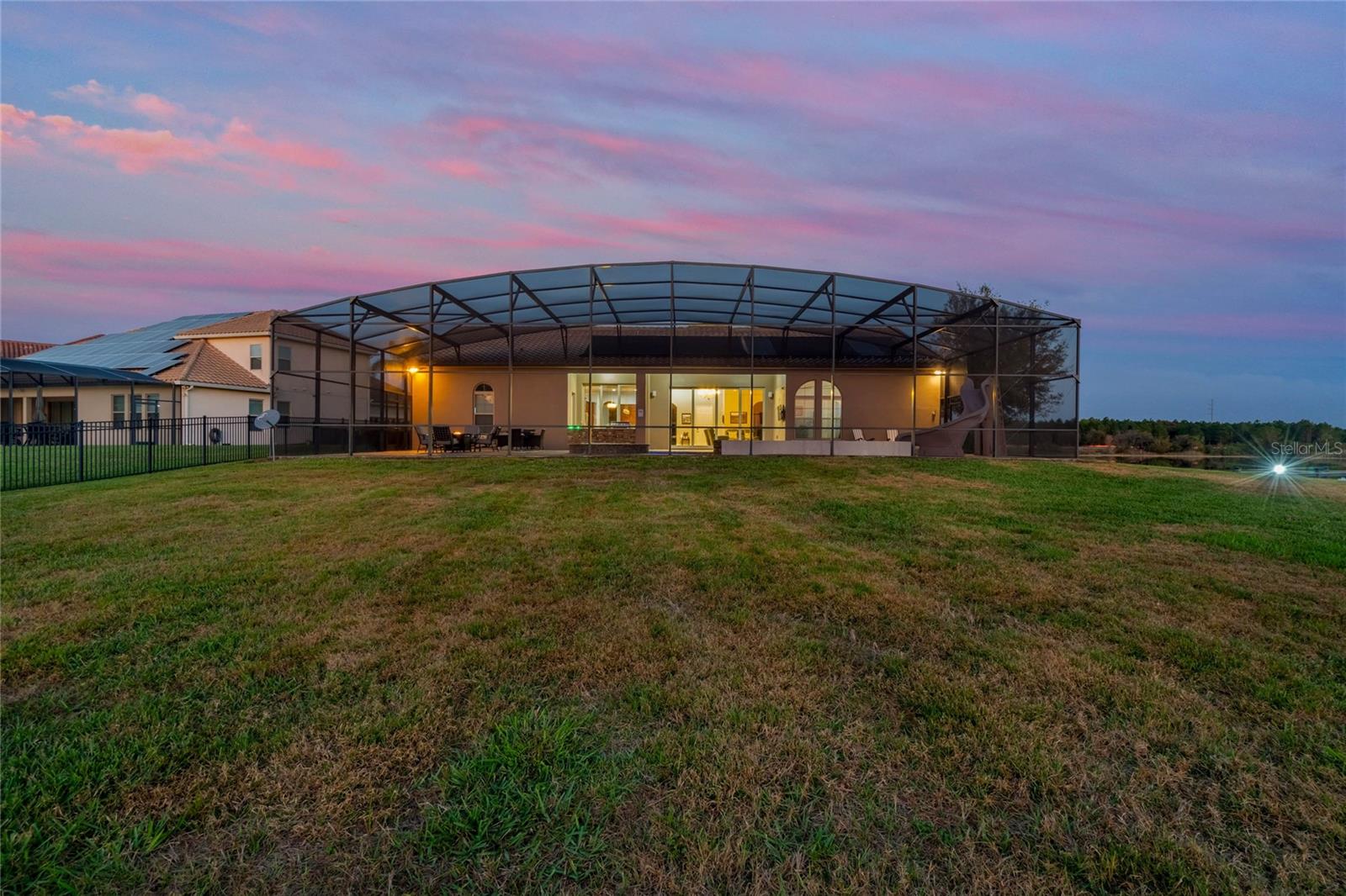 8774 BAYVIEW CROSSING DR