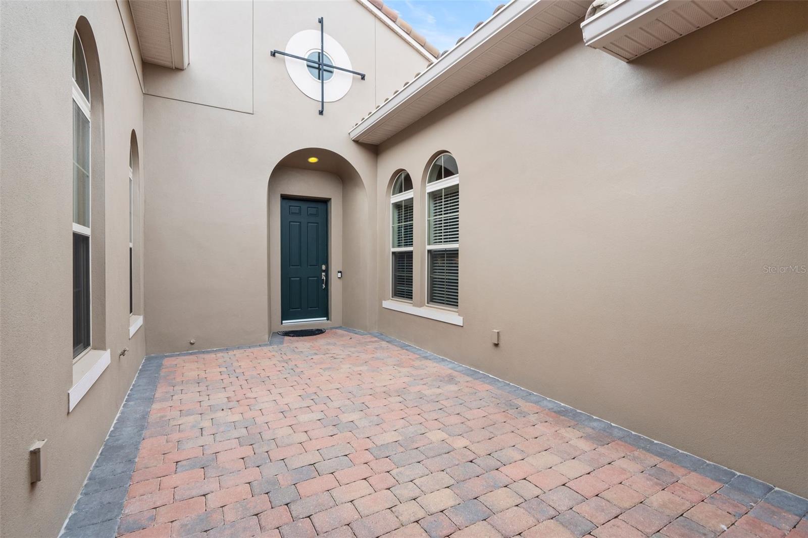 8774 BAYVIEW CROSSING DR