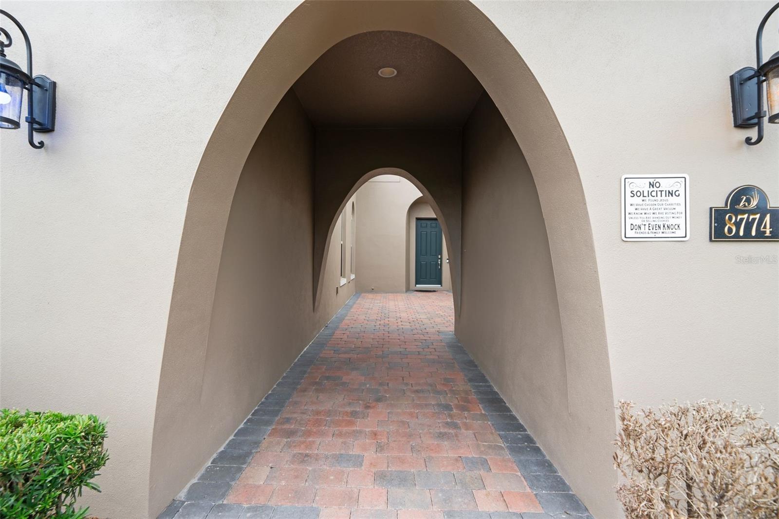 8774 BAYVIEW CROSSING DR