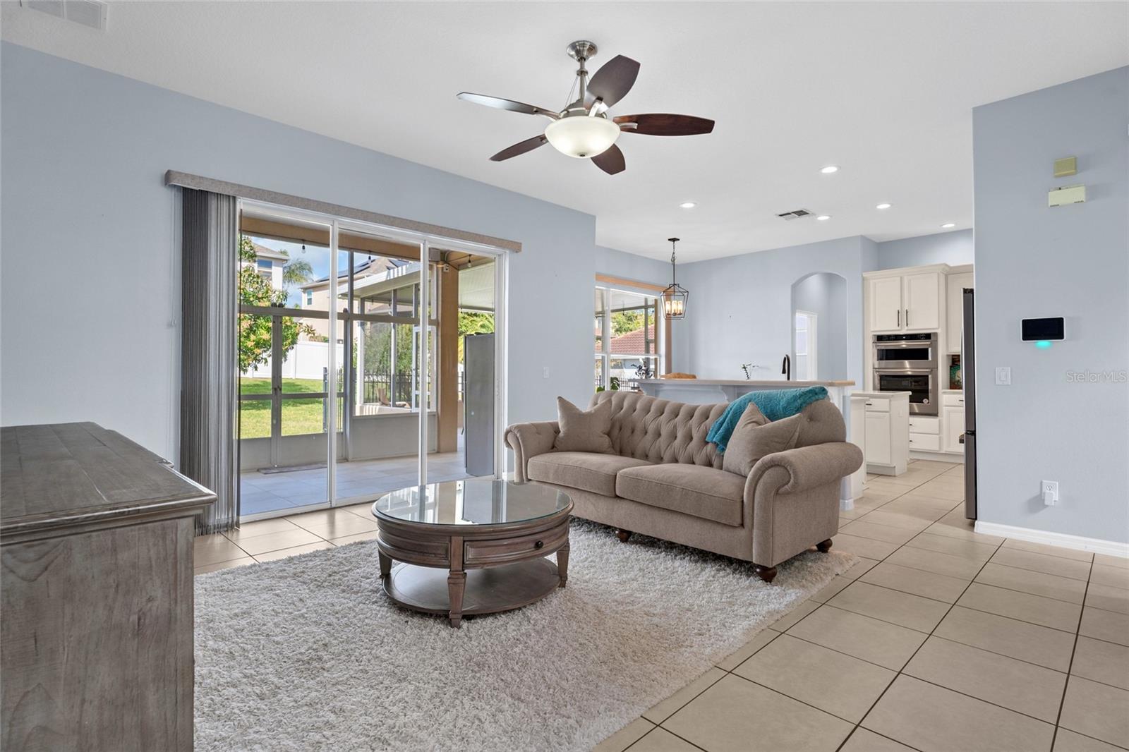 619 LARGOVISTA DR