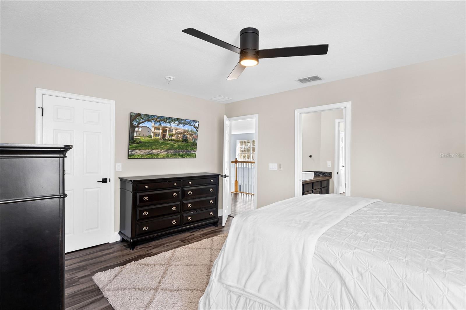 619 LARGOVISTA DR