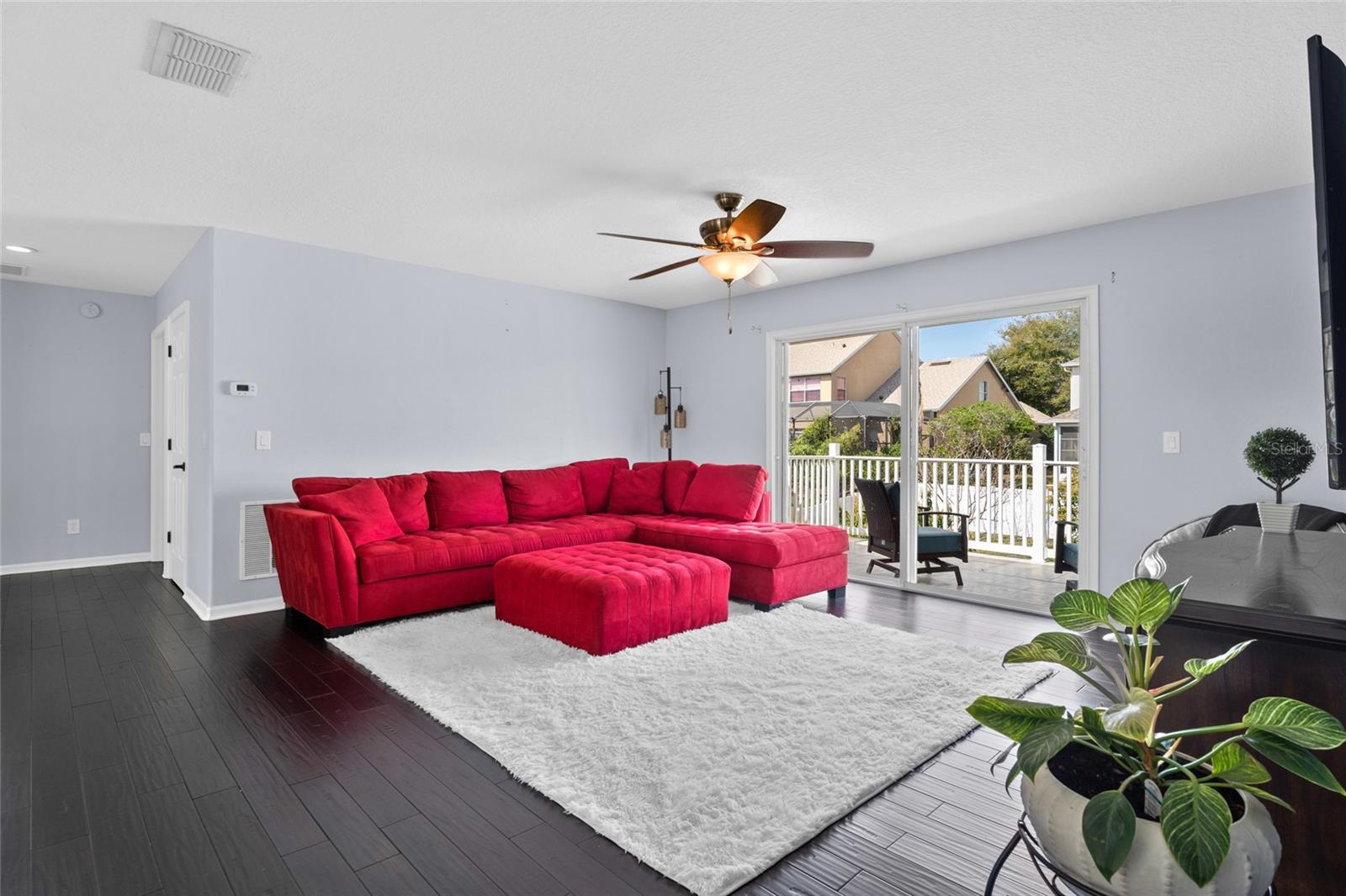 619 LARGOVISTA DR