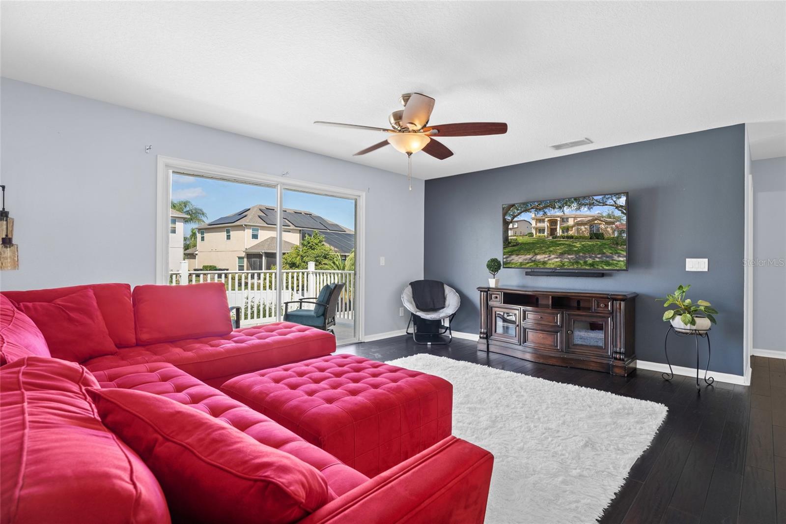 619 LARGOVISTA DR