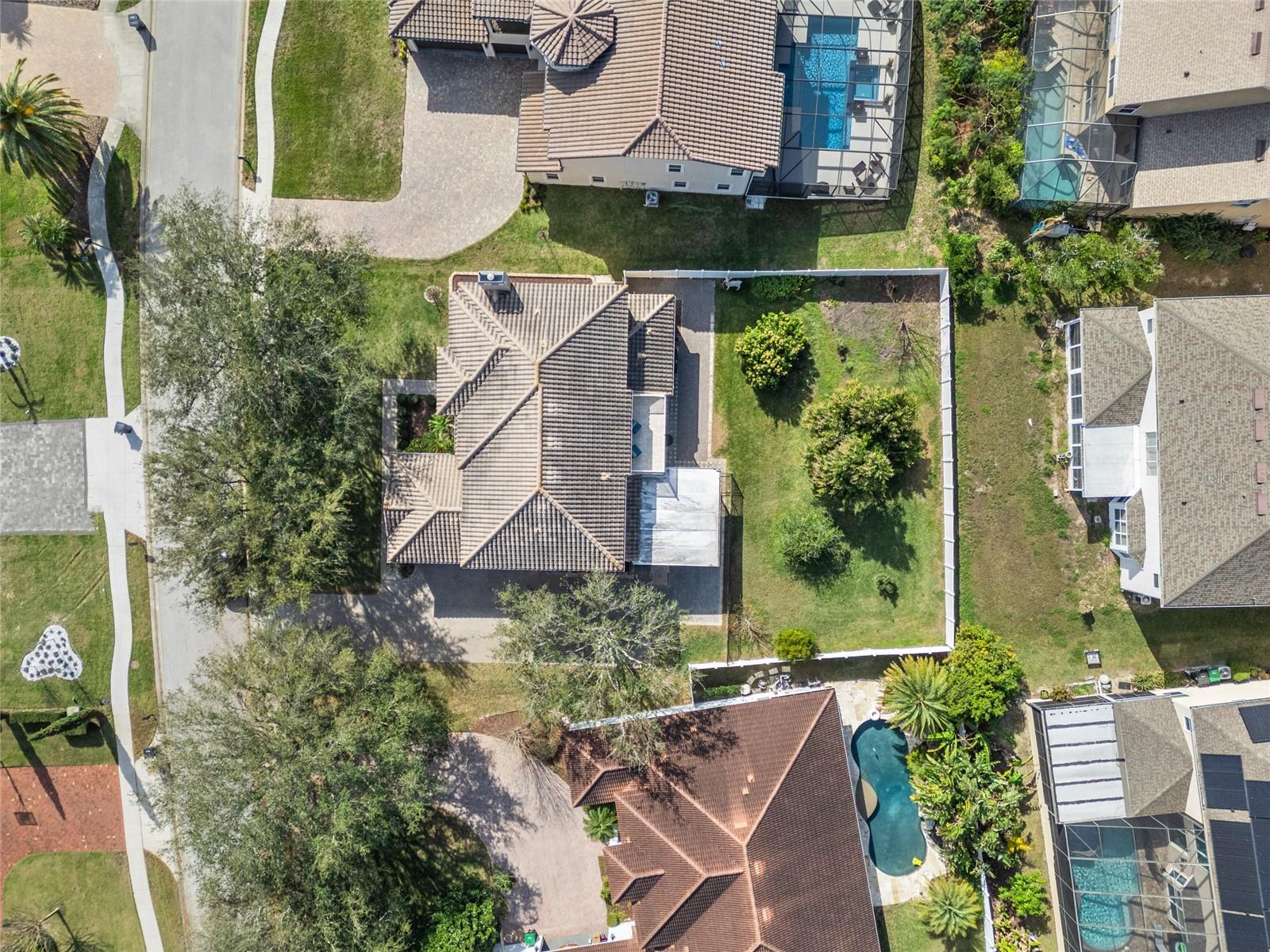 619 LARGOVISTA DR