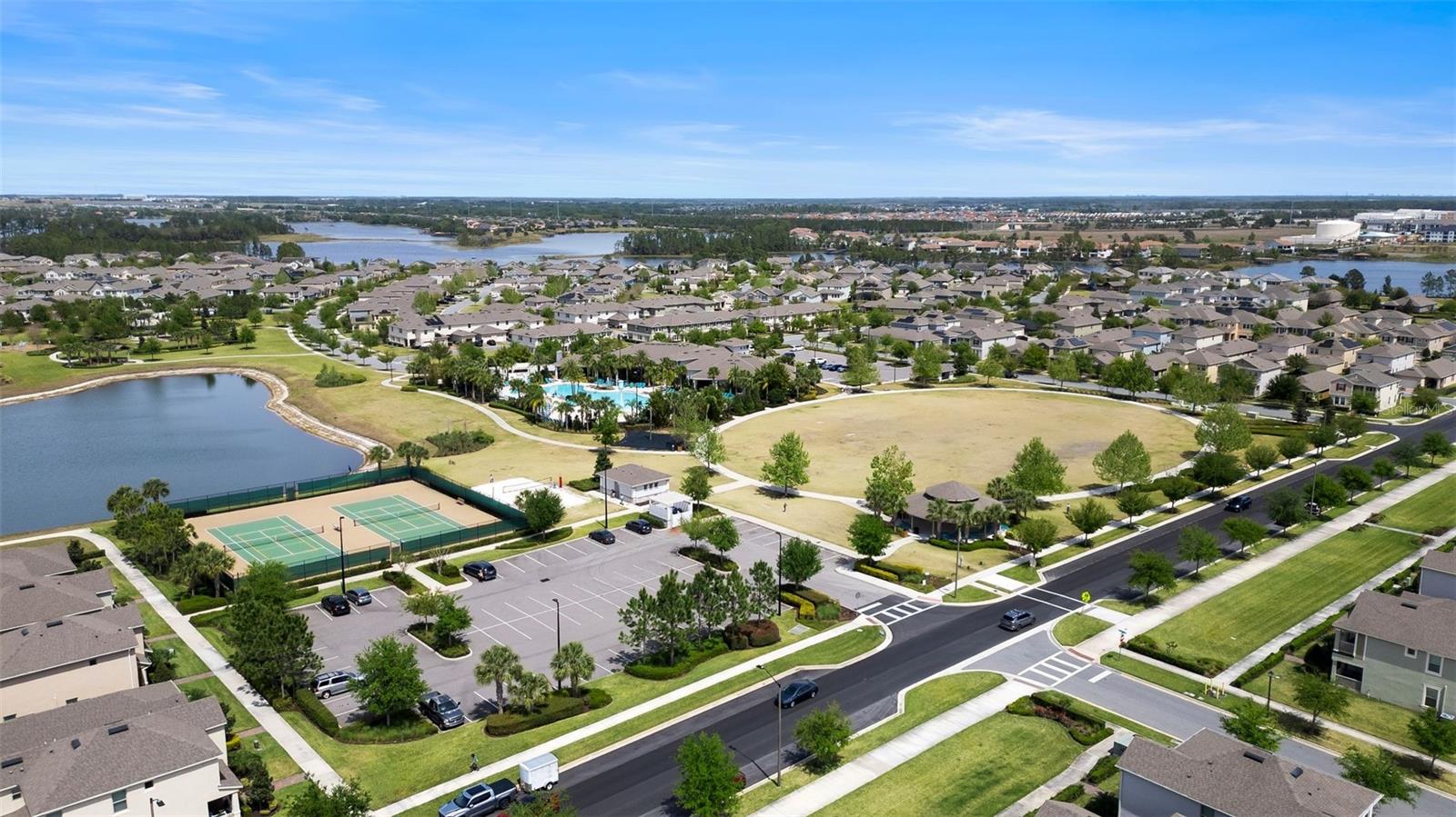 16061 BAYOU CREST DR