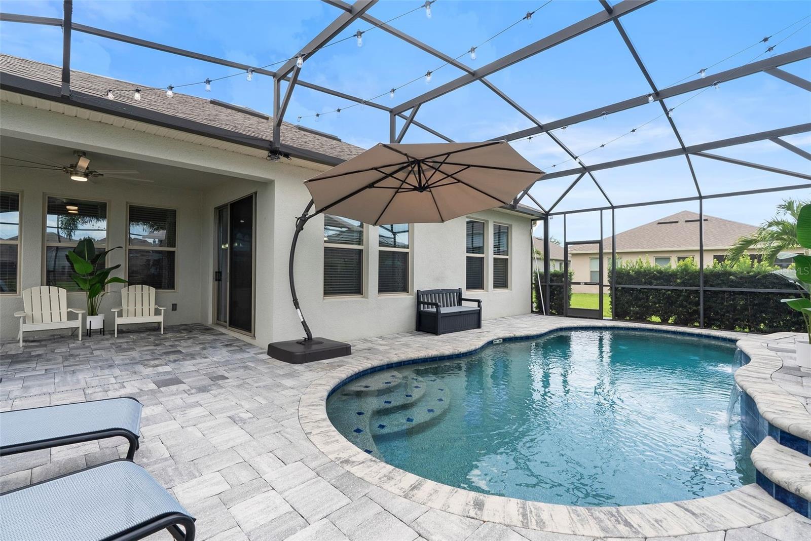 16061 BAYOU CREST DR