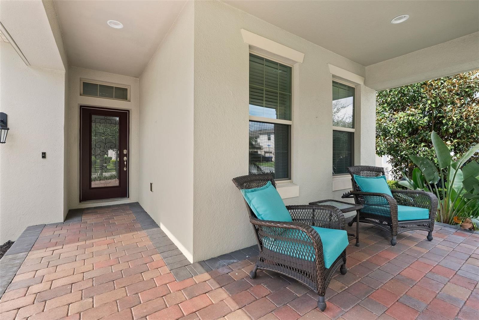 16061 BAYOU CREST DR