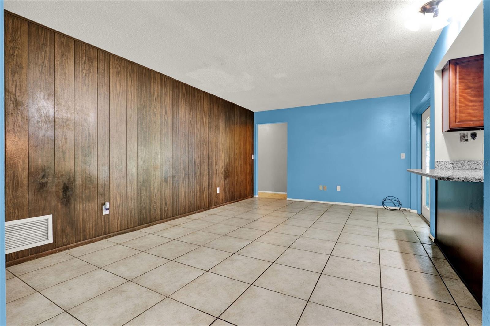 205 KEY WEST CT