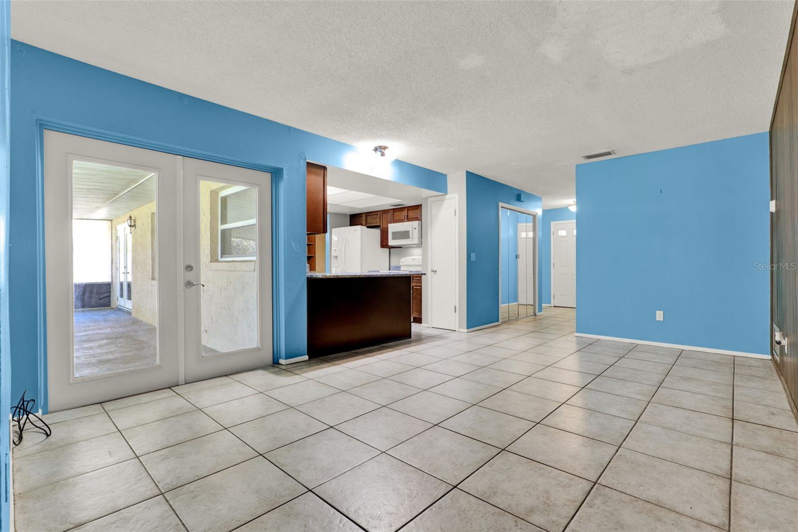 205 KEY WEST CT