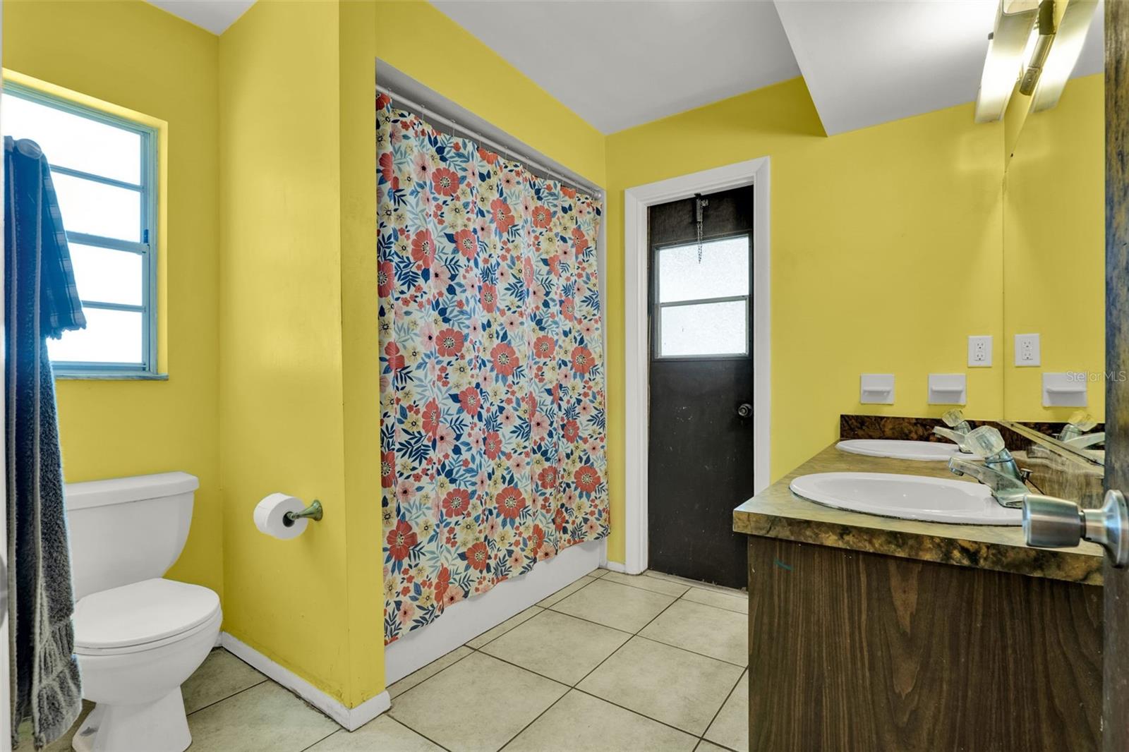205 KEY WEST CT