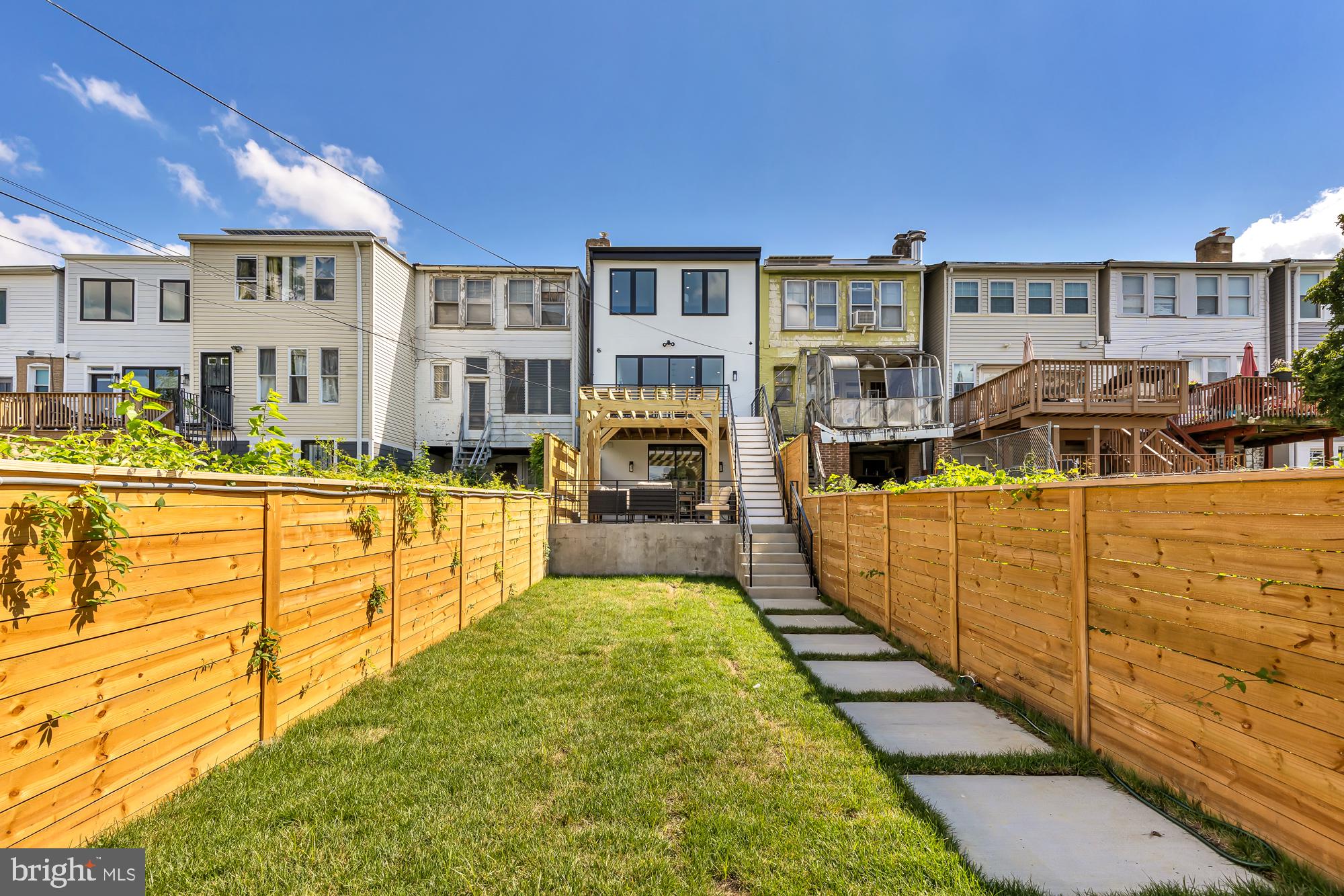 625 GALLATIN STREET NW