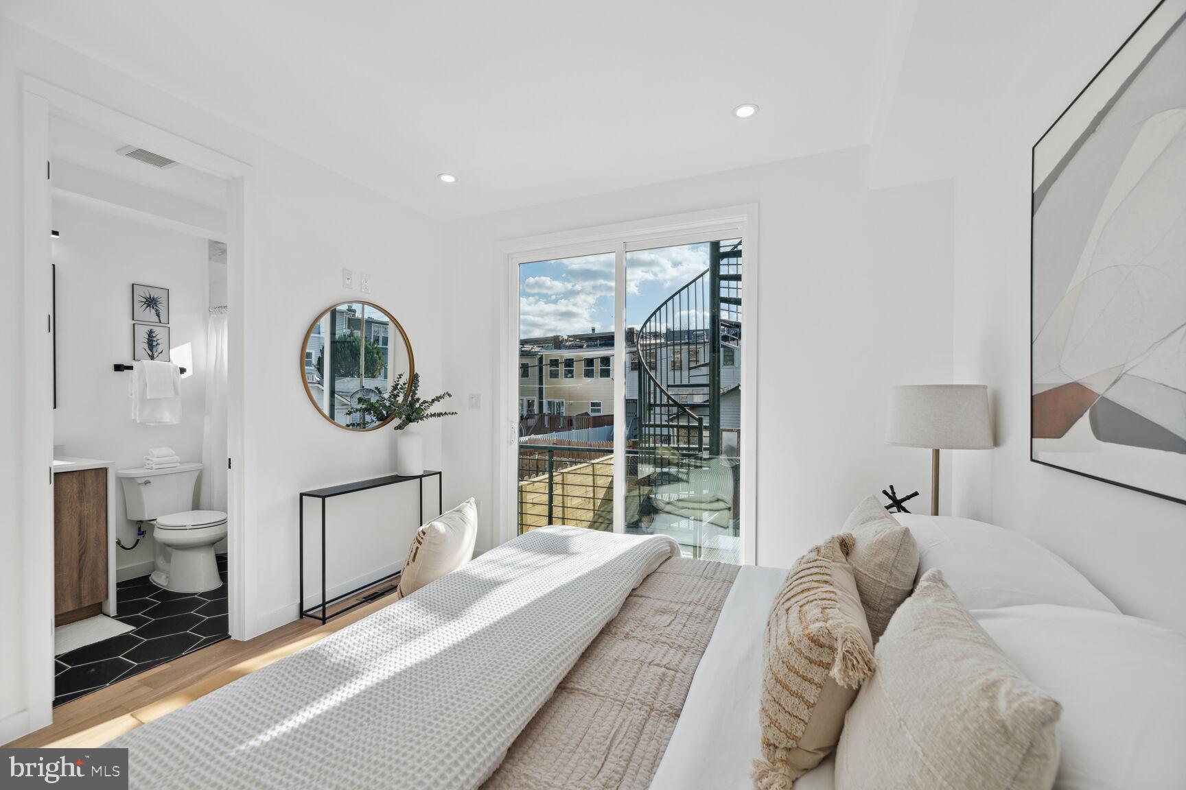 824 Marietta PLACE NW Unit: 1