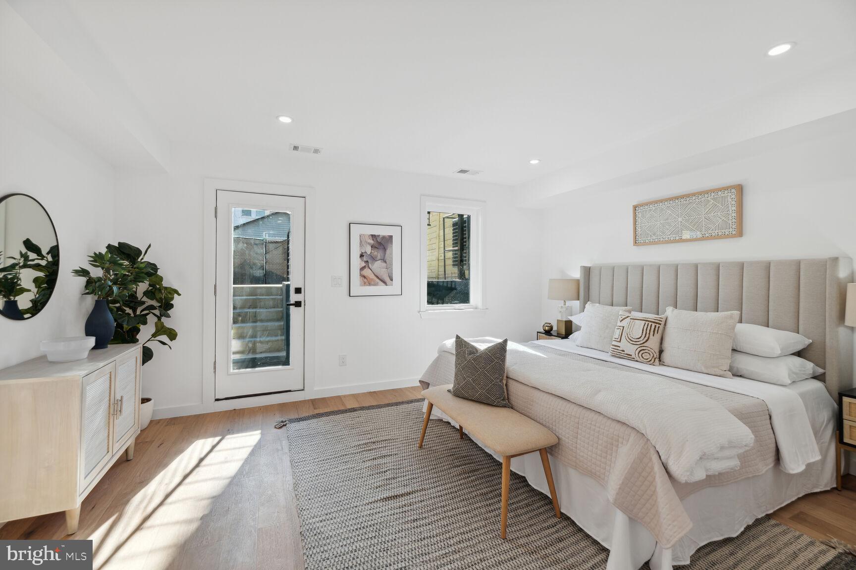 824 Marietta PLACE NW Unit: 1