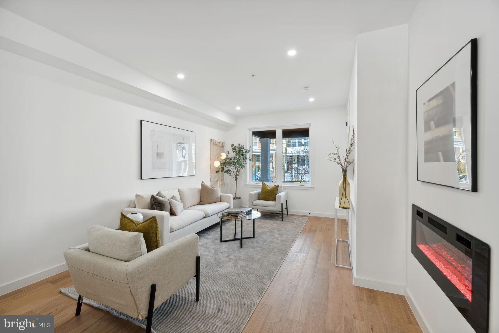 824 Marietta PLACE NW Unit: 1