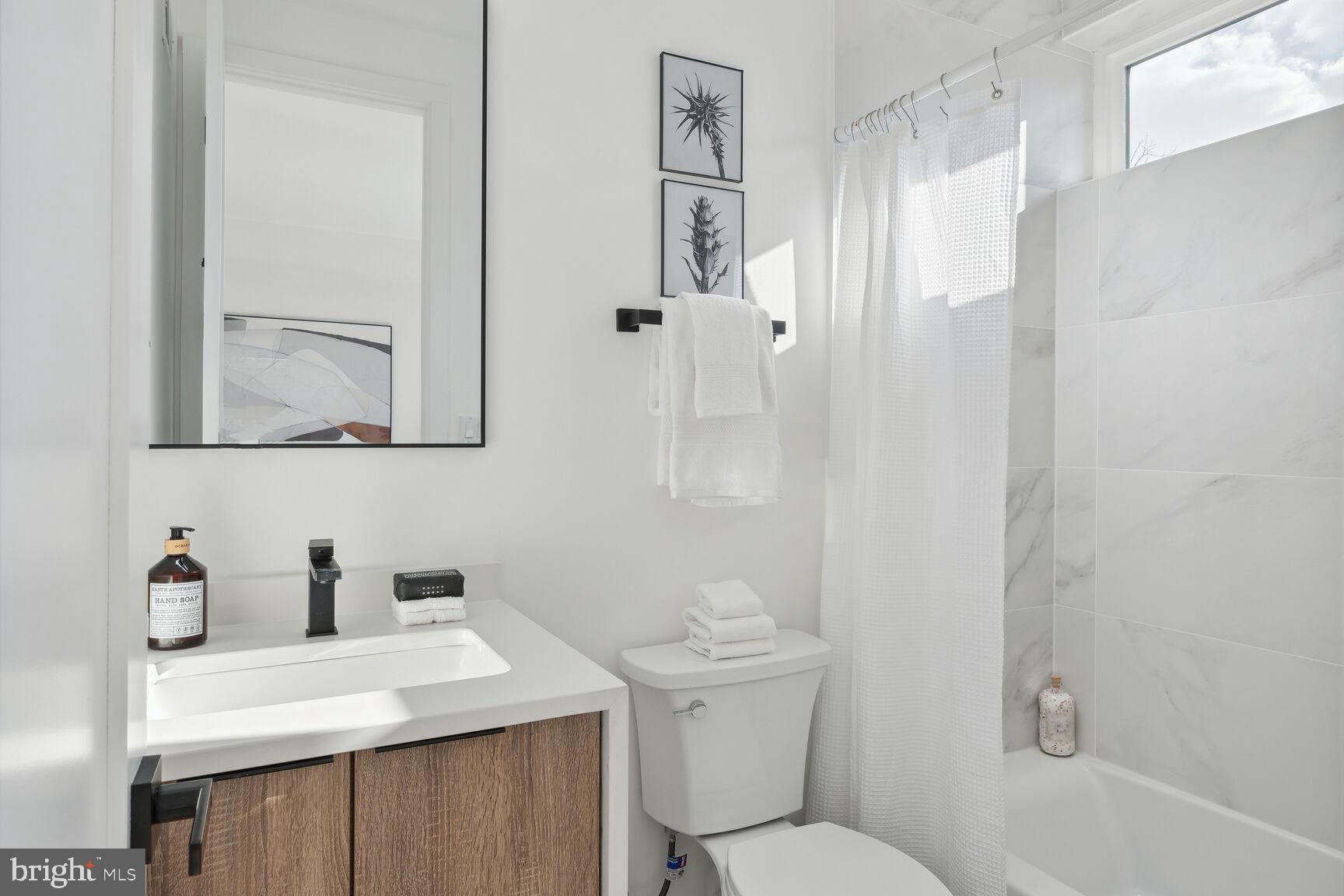 824 Marietta PLACE NW Unit: 1