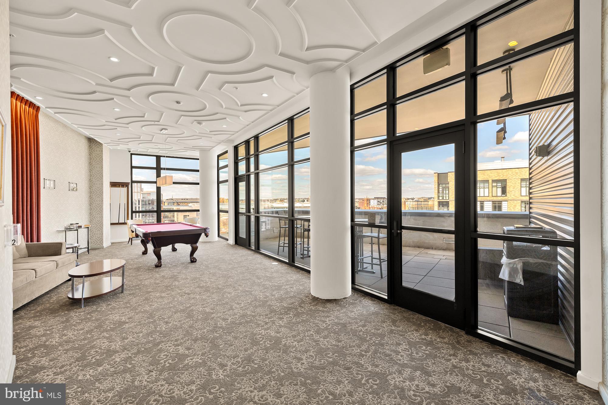 460 New York Ave NW #206