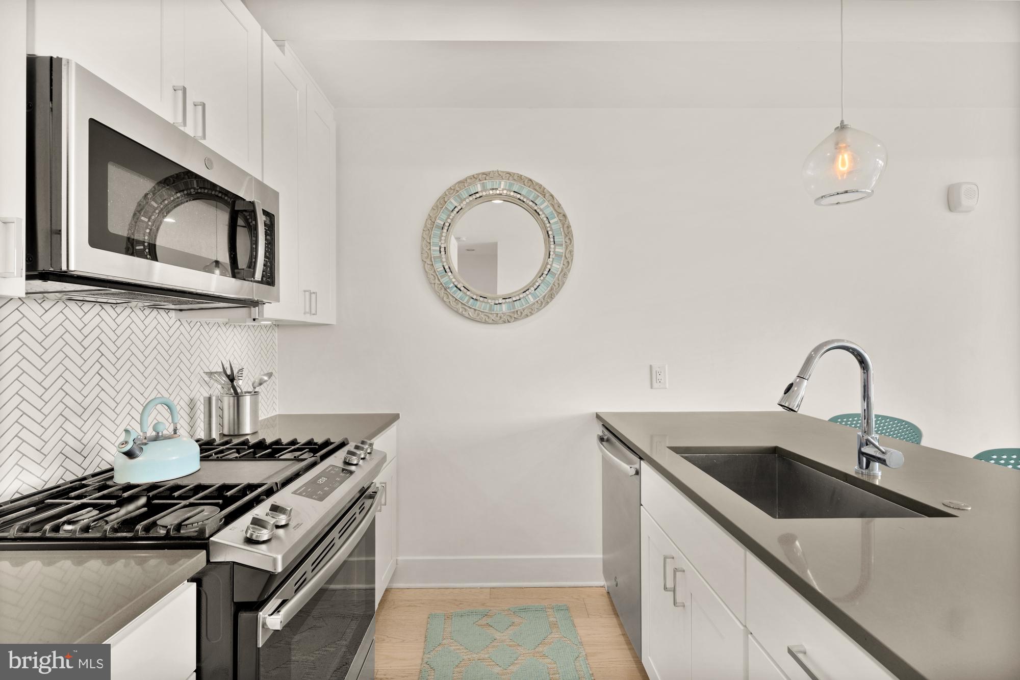 4016 Georgia Ave NW #9