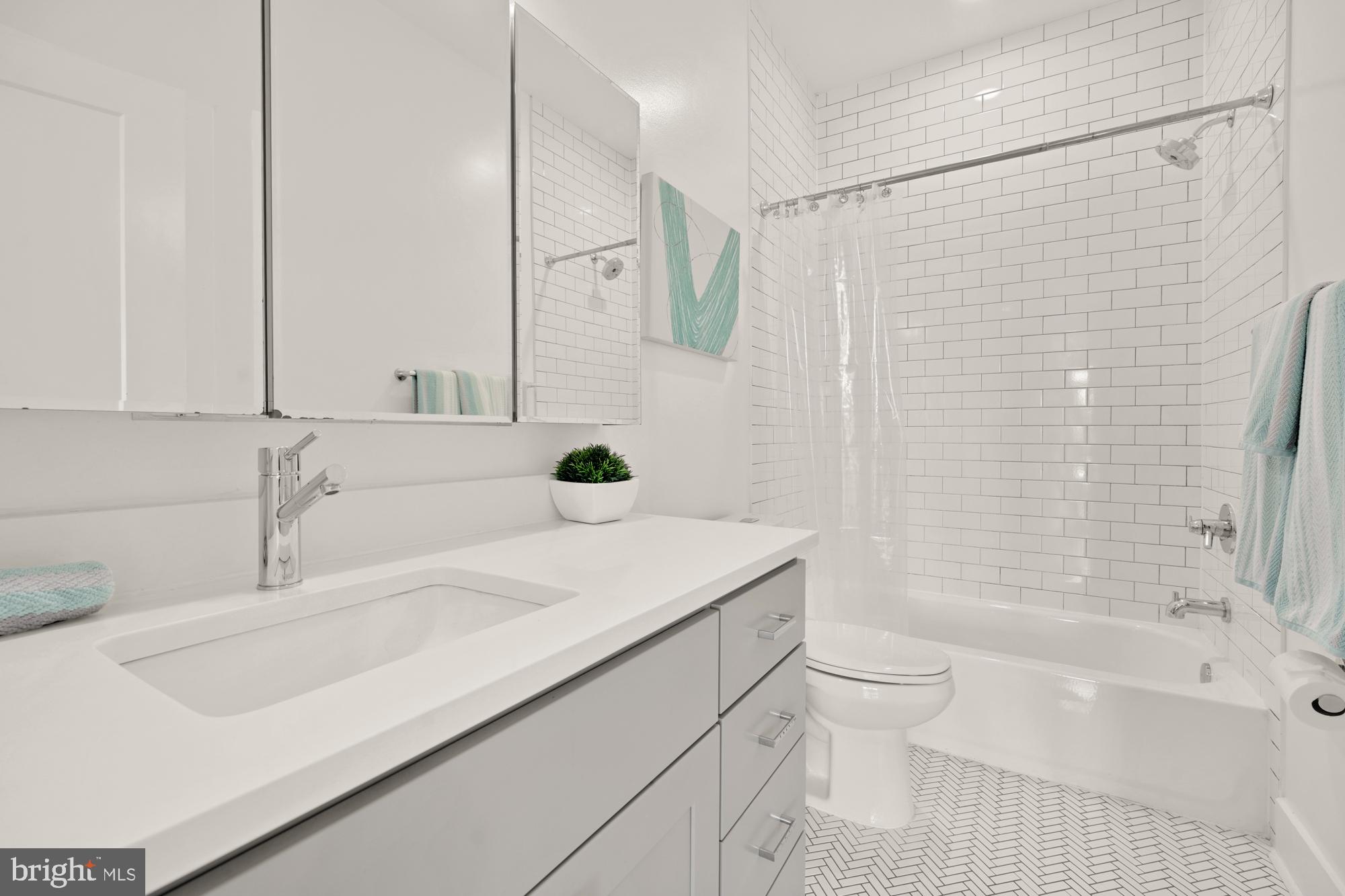 4016 Georgia Ave NW #9