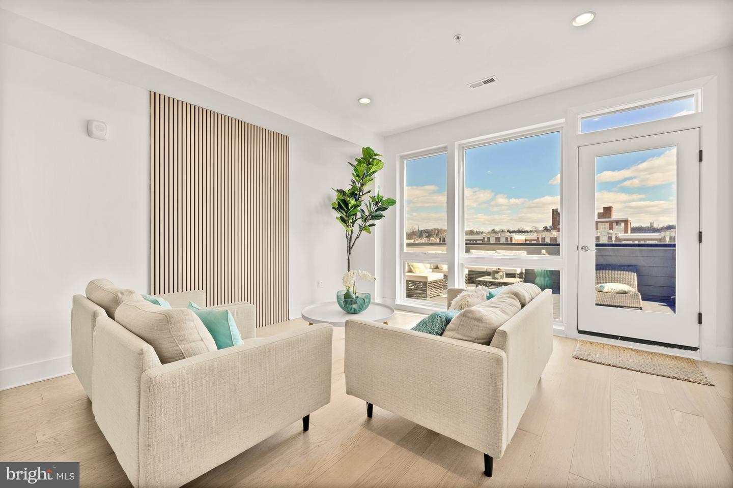 4016 Georgia Ave NW #9