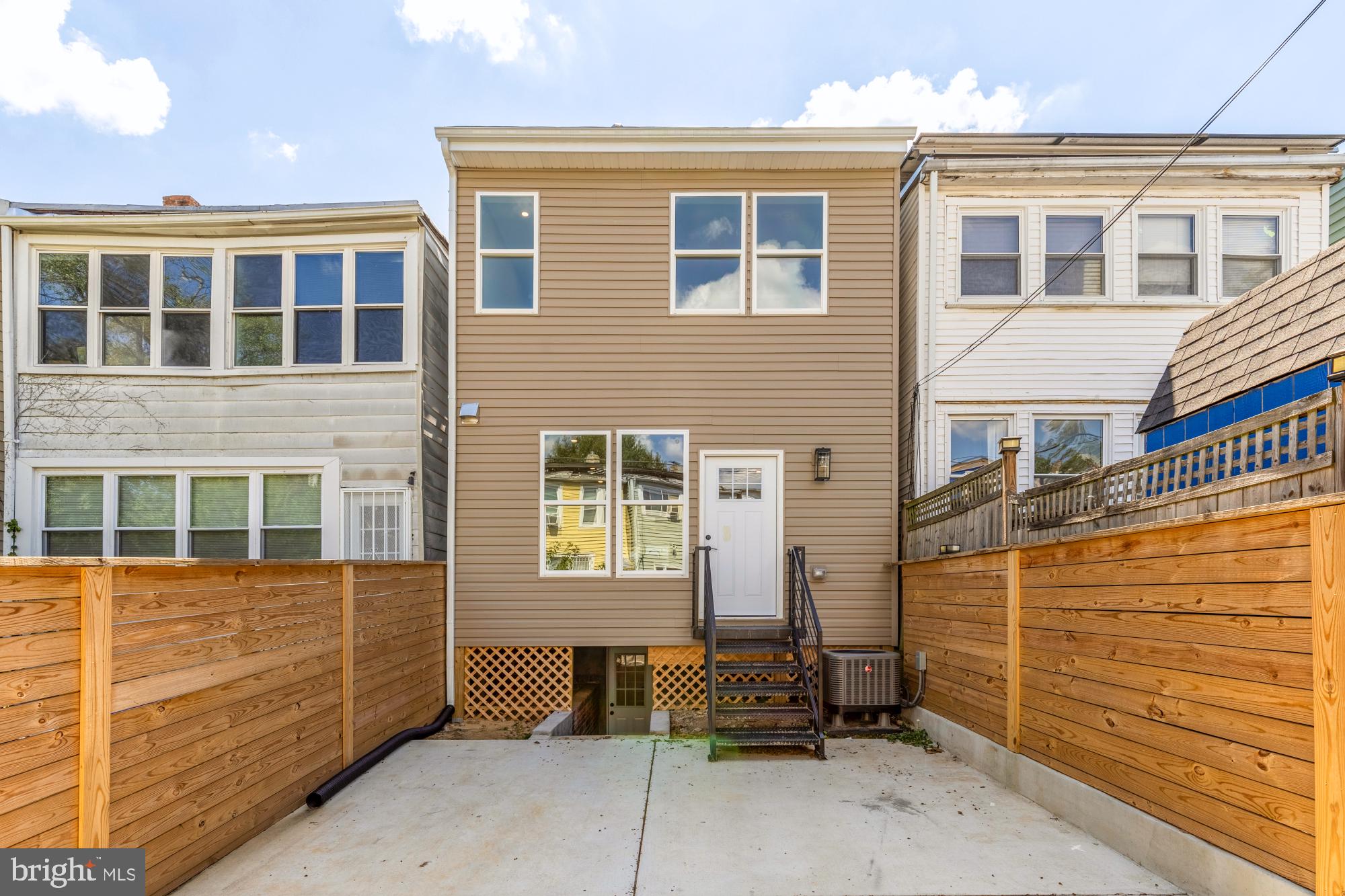 815 MARIETTA PLACE NW