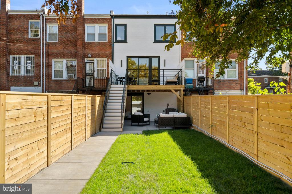 249 GALLATIN STREET NW