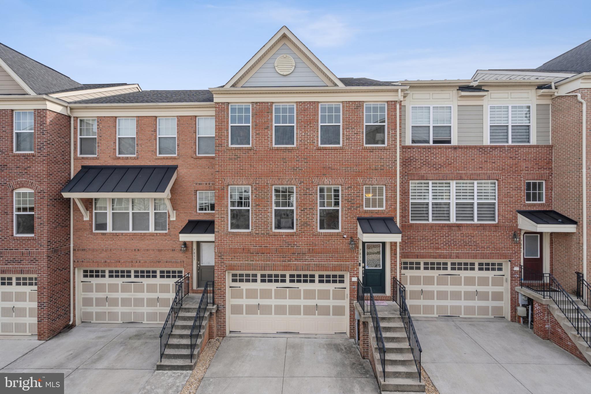 7839 Crystal Brook WAY