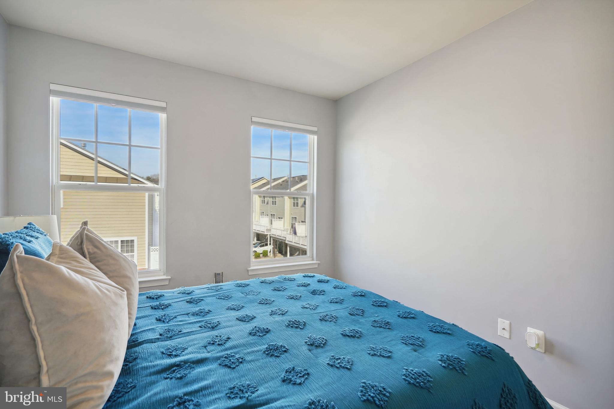 7839 Crystal Brook WAY