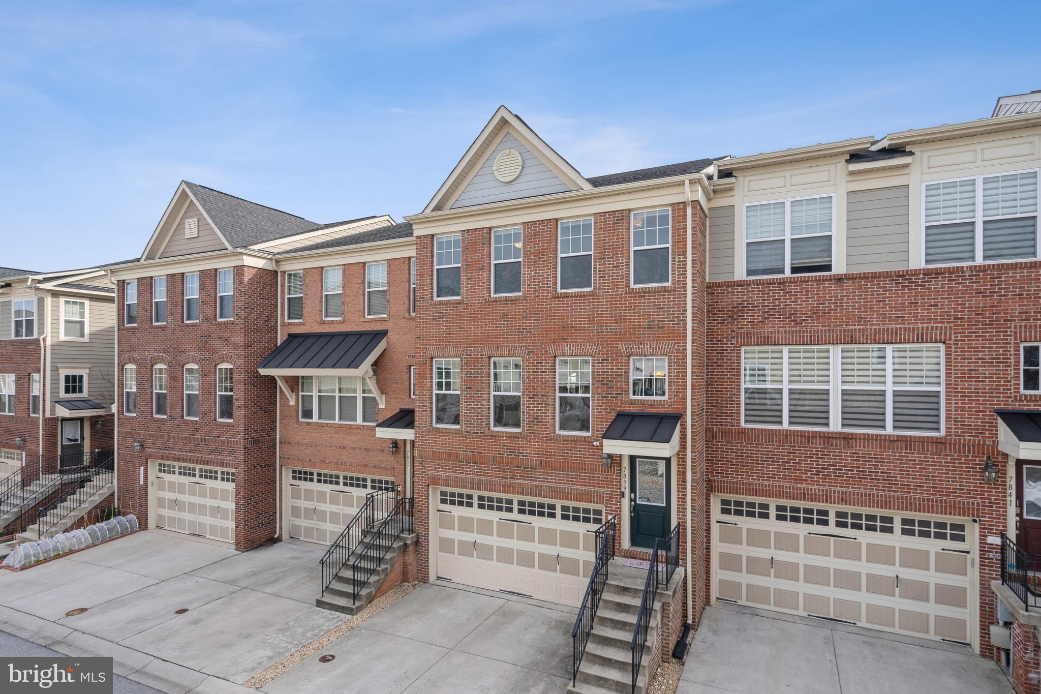 7839 Crystal Brook WAY