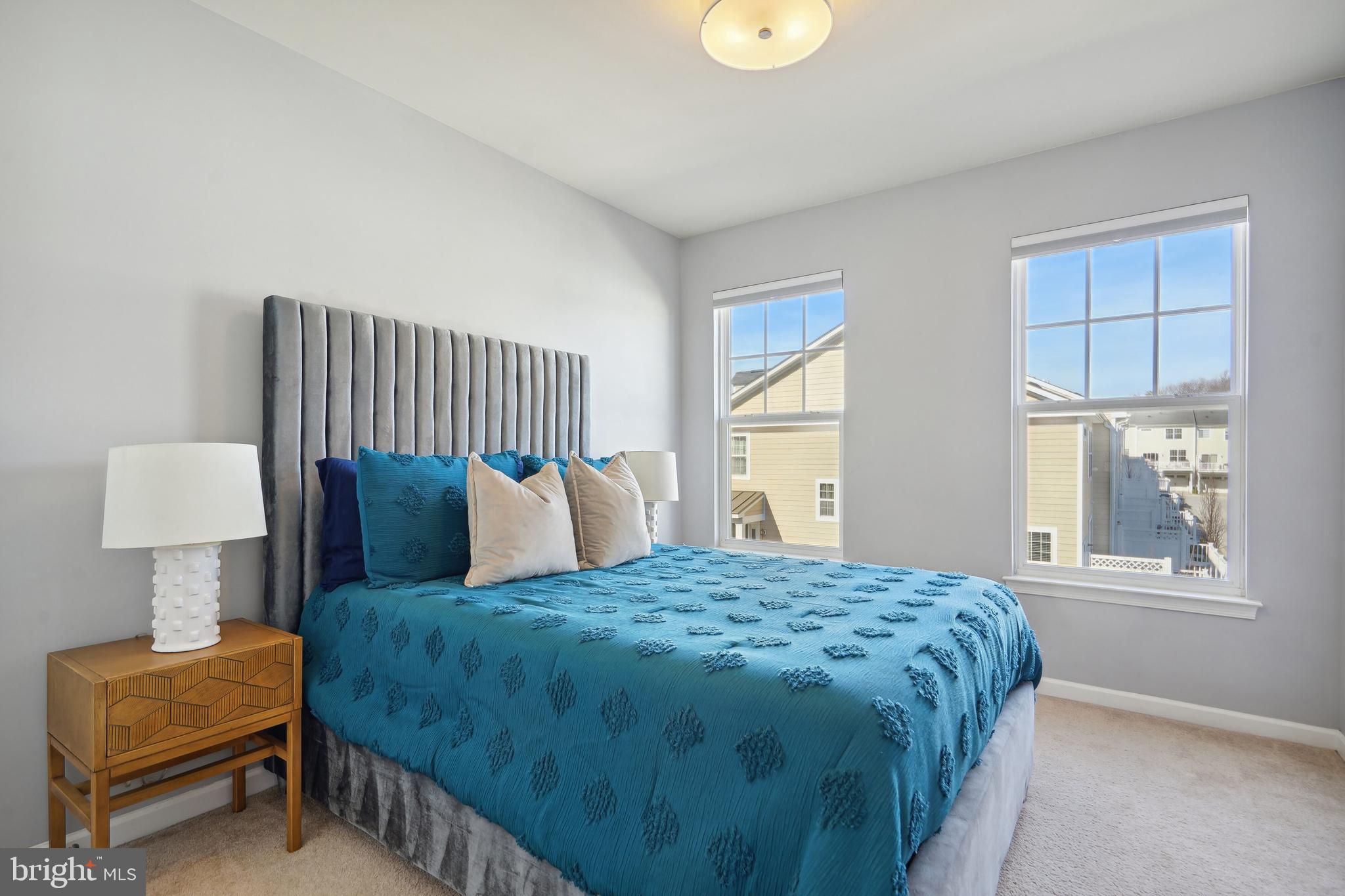 7839 Crystal Brook WAY