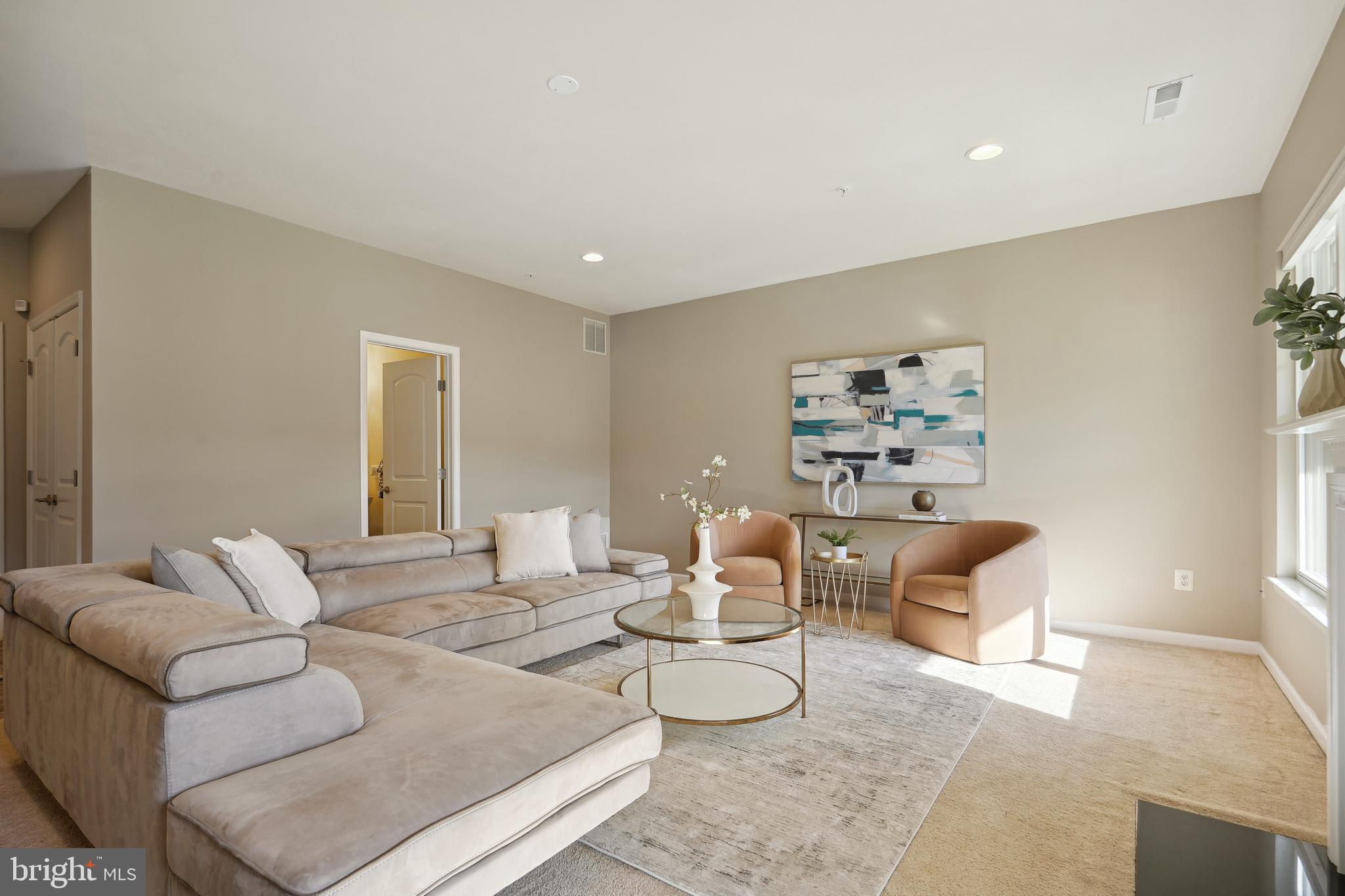 7839 Crystal Brook WAY