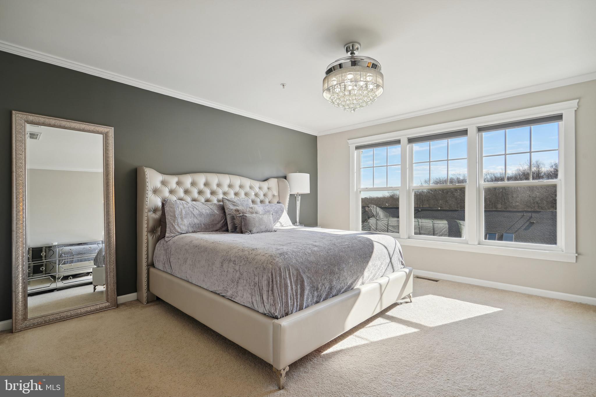 7839 Crystal Brook WAY