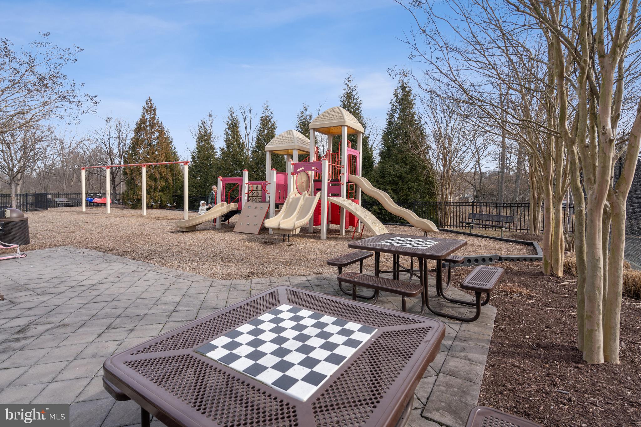 7839 Crystal Brook WAY