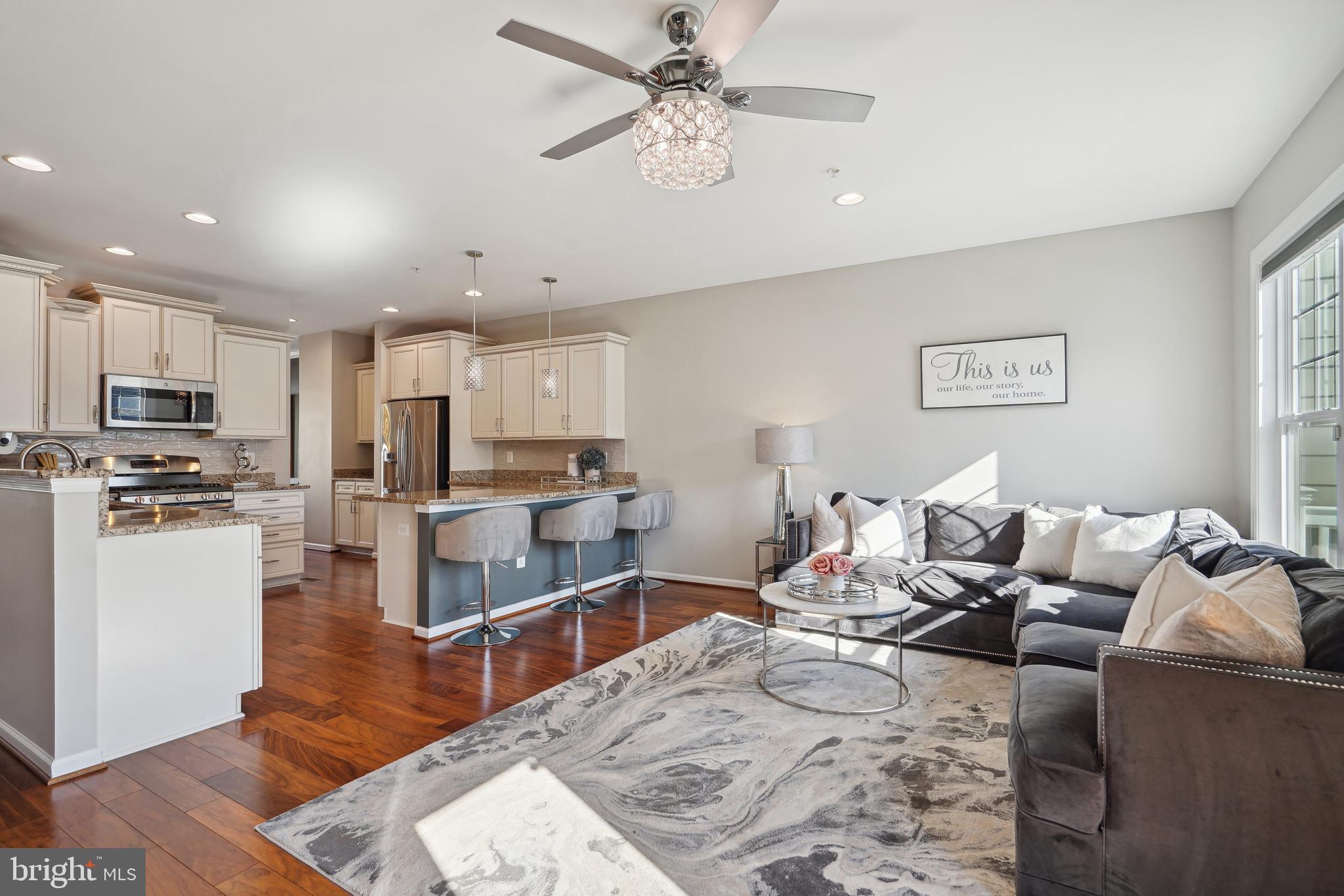 7839 Crystal Brook WAY