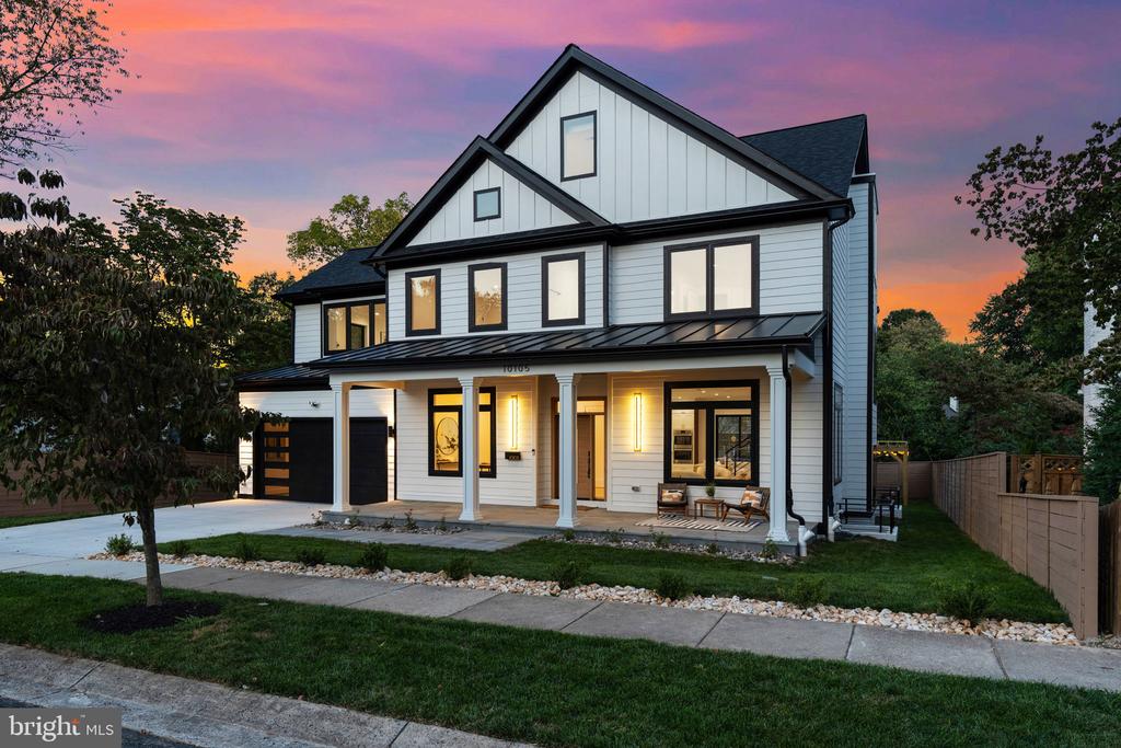 10105 Wildwood Rd