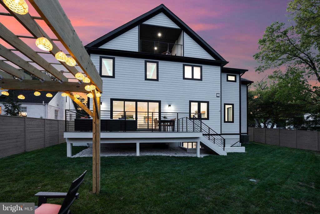 10105 Wildwood Rd