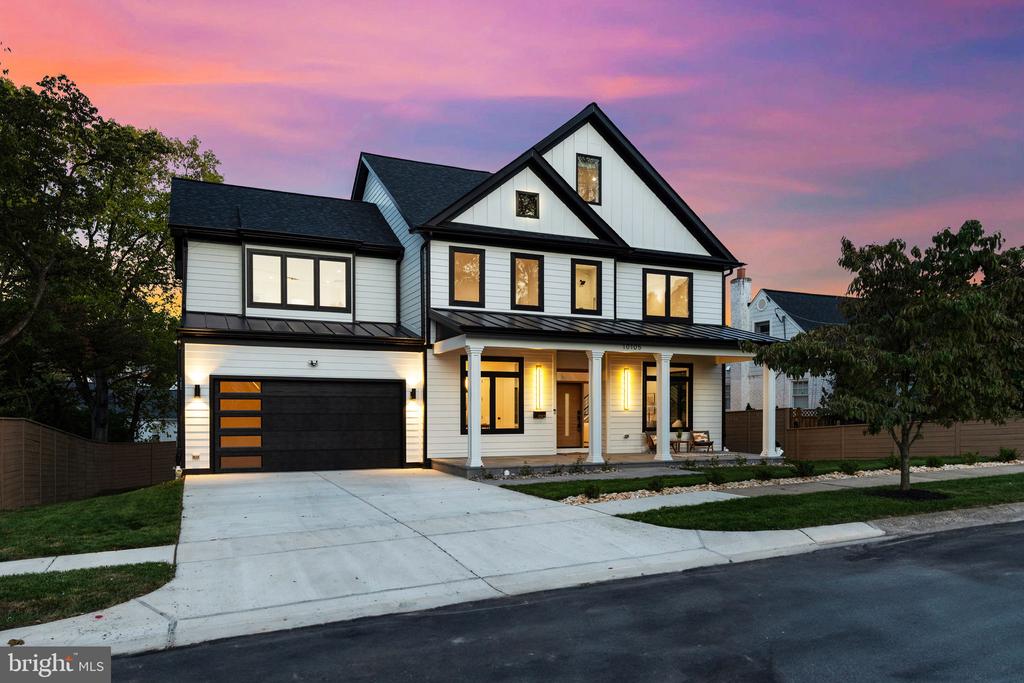 10105 Wildwood Rd