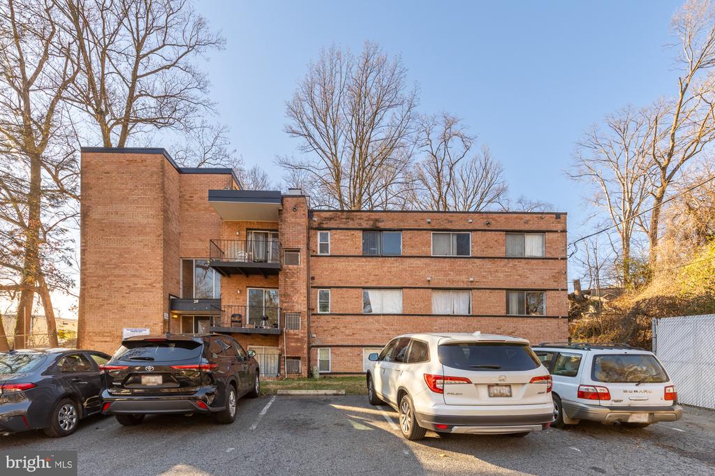 20 Ritchie Ave