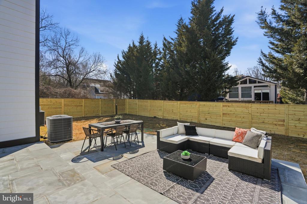 4506 WESTBROOK LANE