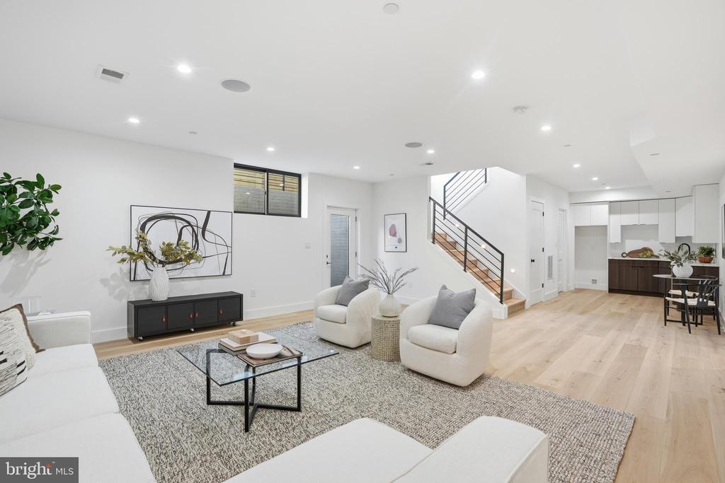 4506 WESTBROOK LANE