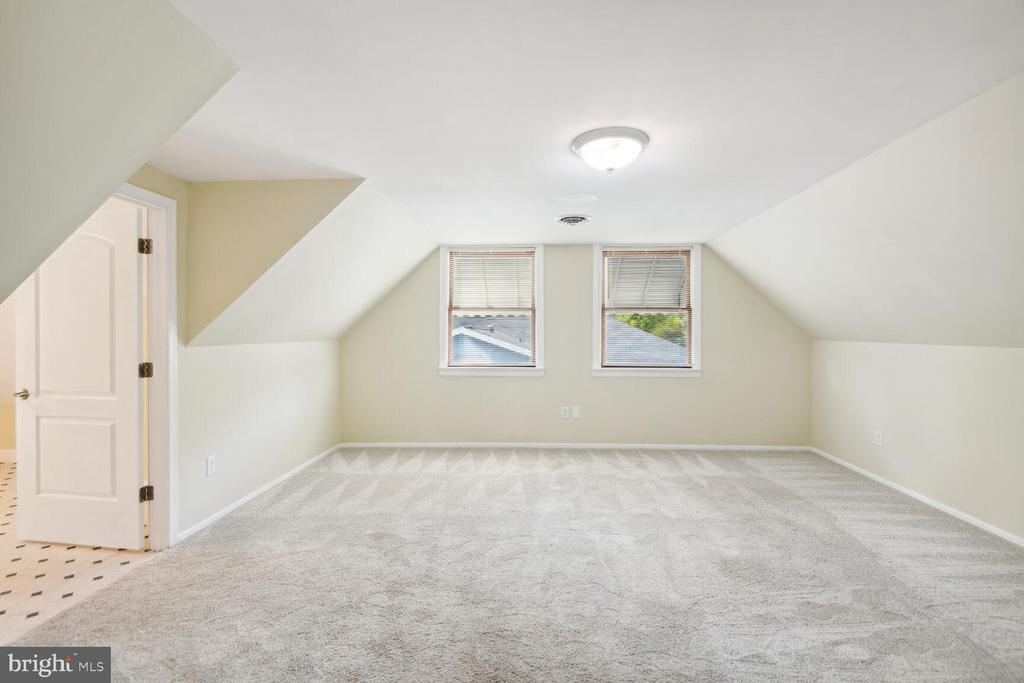 12507 STARLIGHT LN