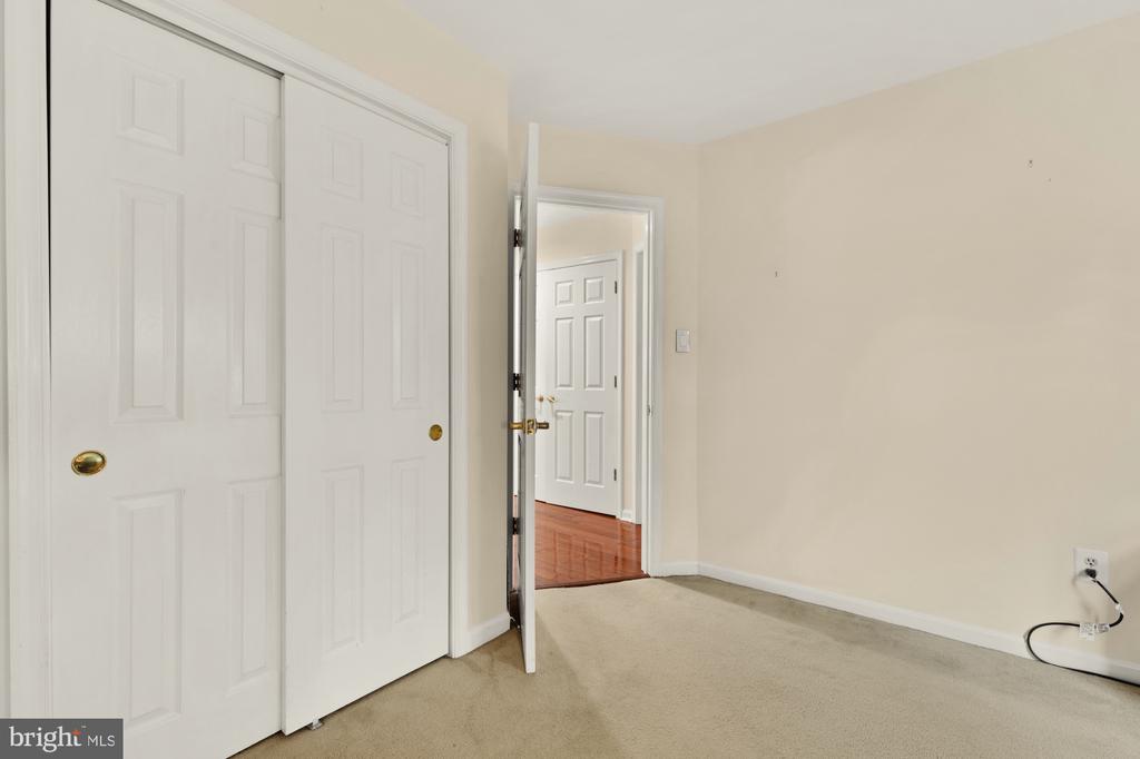 9204 OREGOLD COURT