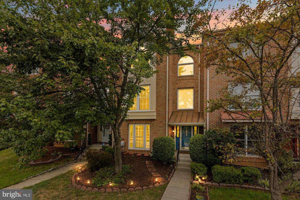 9204 OREGOLD COURT