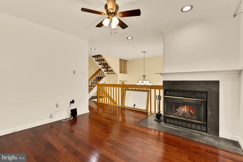 9204 OREGOLD COURT